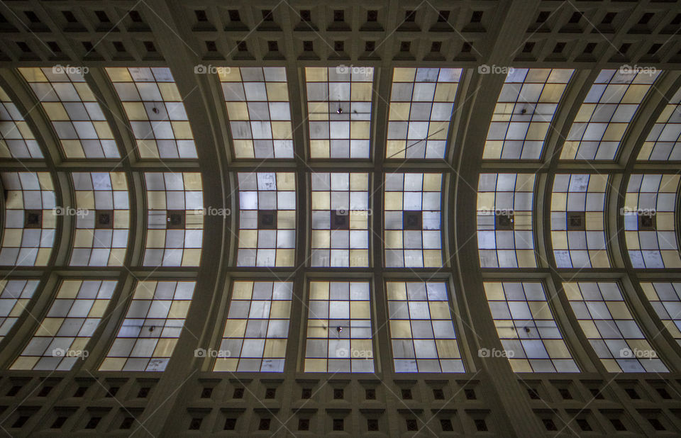 Ceiling symmetry 