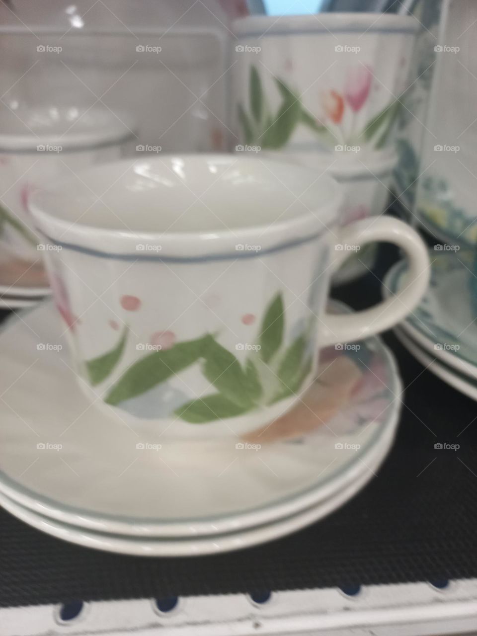 A xícara é um utensílio, indispensável  em qualquer lar; seja para o uso no dia a dia ou como parte da louça utilizada em ocasiões  especiais.