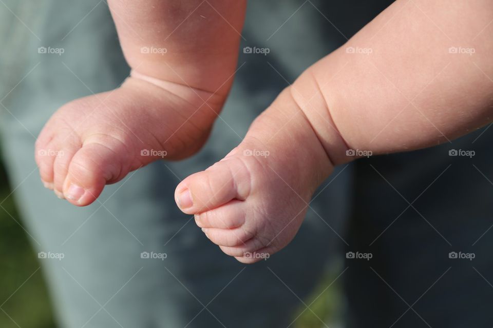 Baby feets