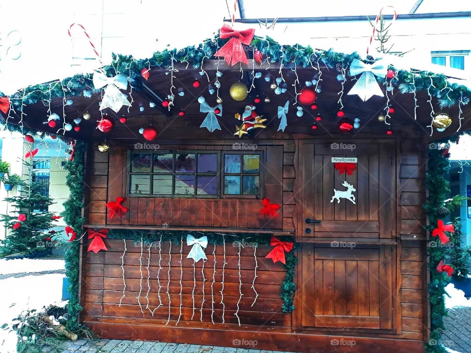 Christmas spirits around