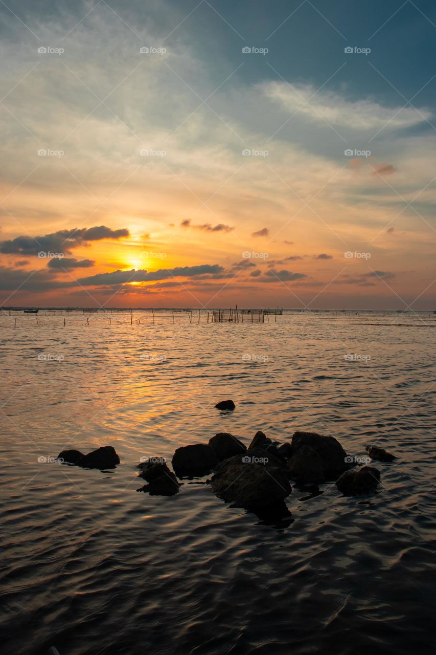 Sunset on a perfect sunny day in the tropical paradise Sri Lanka.