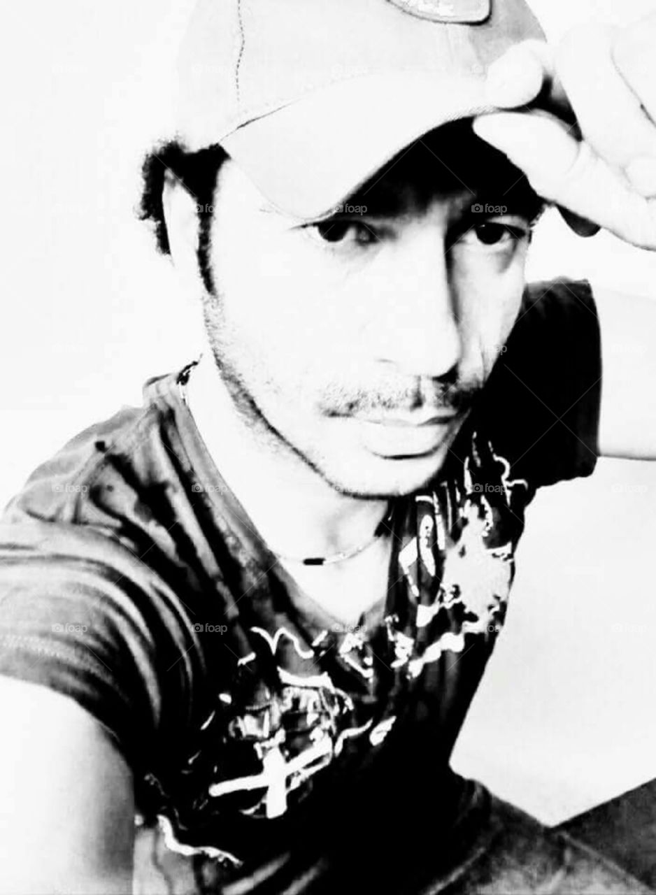 Primeira pessoa do singular.