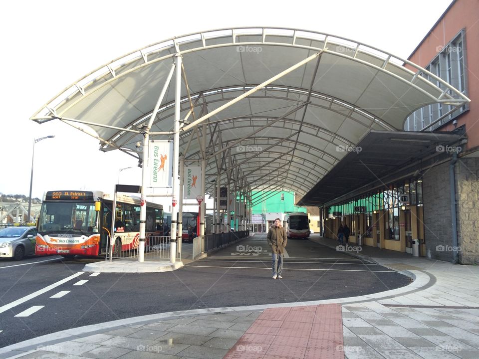 Bus station 