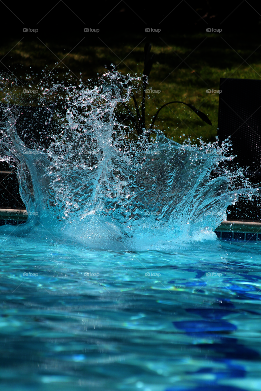 Pool splash