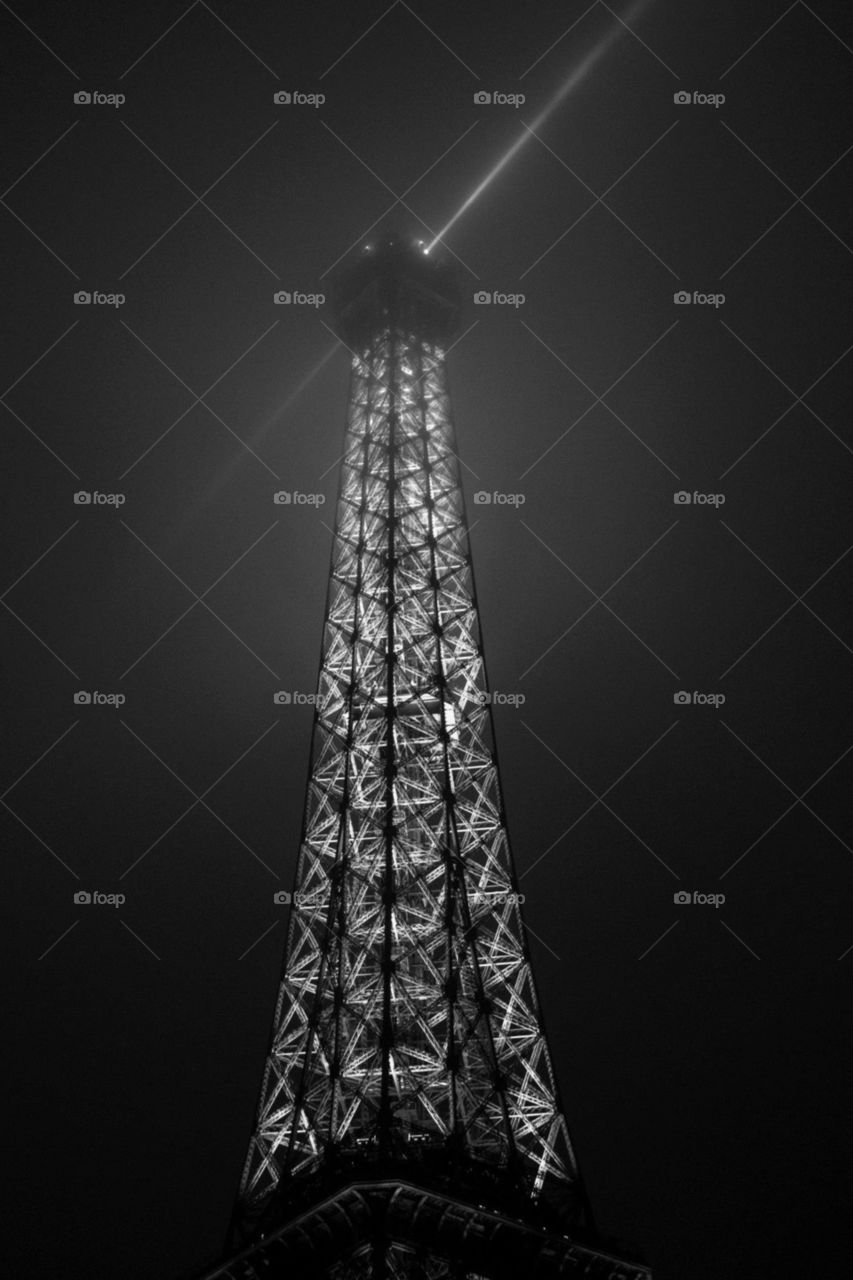 Eiffel fog 