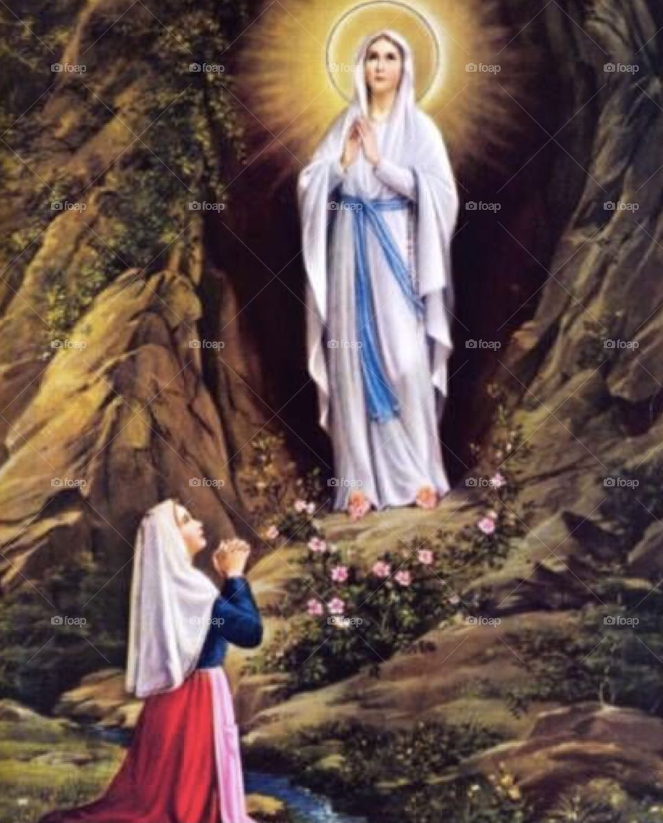 🙏 🇪🇸 Oh Maria, ruega por nosotros que recurrimos a ti.  Amén.  🇧🇷 Ó Maria, Nossa Senhora, rogai por nós que recorremos a vós. Amém. / 🇺🇸 O Mary, pray for us that we turn to you.  Amen. / 🇮🇹 O Madonna, prega per noi che ci rivolgiamo a te. Amen. 