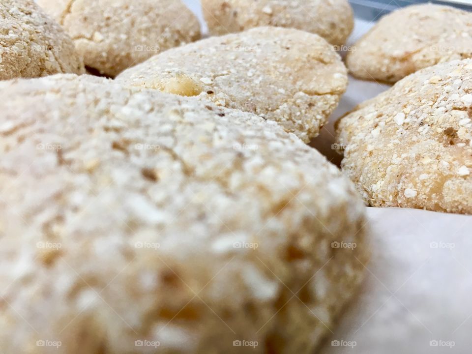 Potatoes stuffed with meat