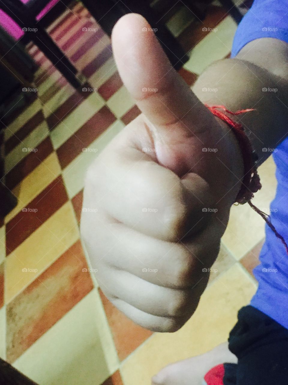 thumbs up