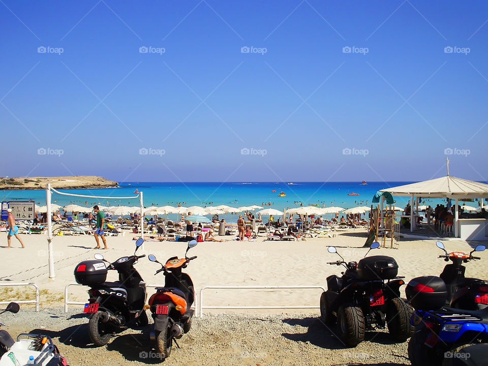 Enjoying the last summer days at the beach 