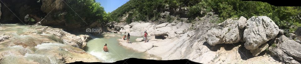 Syri Cikllopit & Butrint 