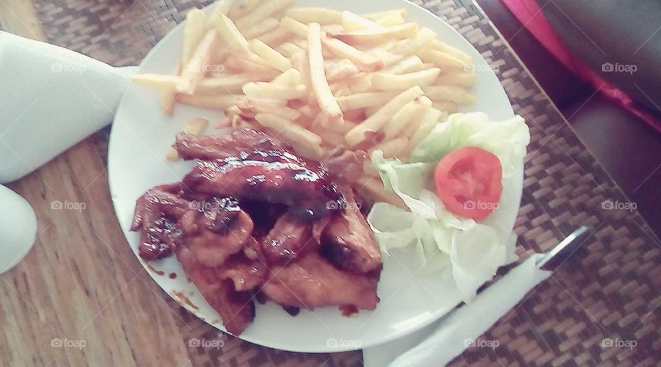 seeing this delicious meal I am ready to have a fest my belly will be very happy and I will have a belly full.