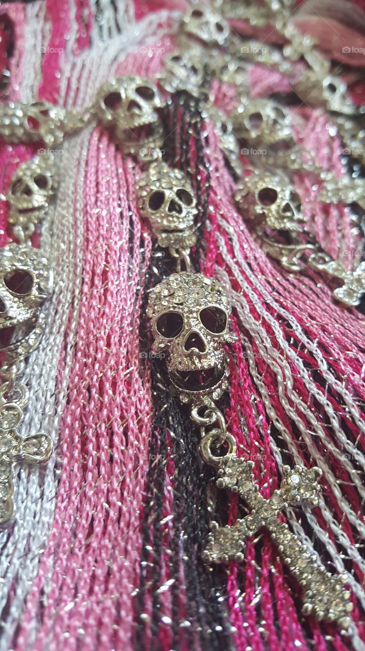 Skulls n' Pink