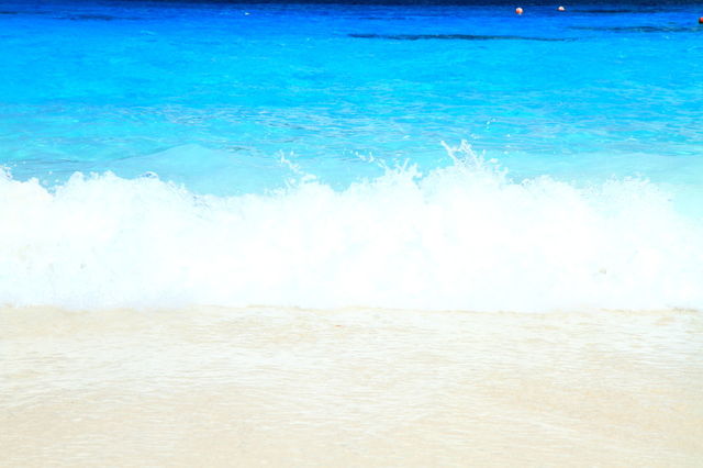 wave