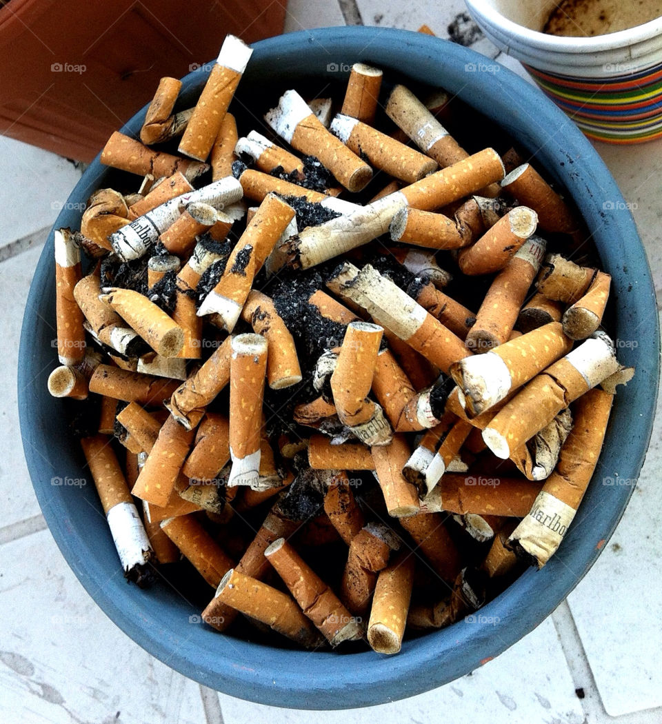 cigarettes ashtray askkopp nikotin by istvan