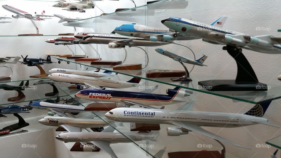 Model Airplanes . Model Airplanes Collection 