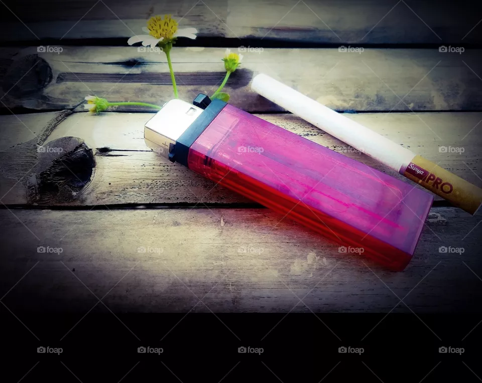 Cigarette