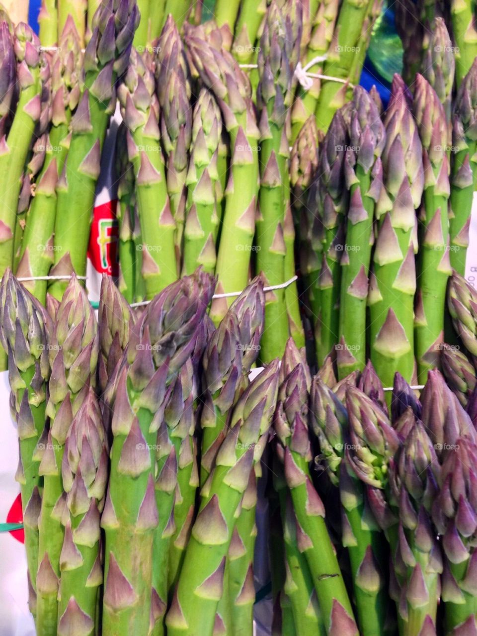 Green asparagus