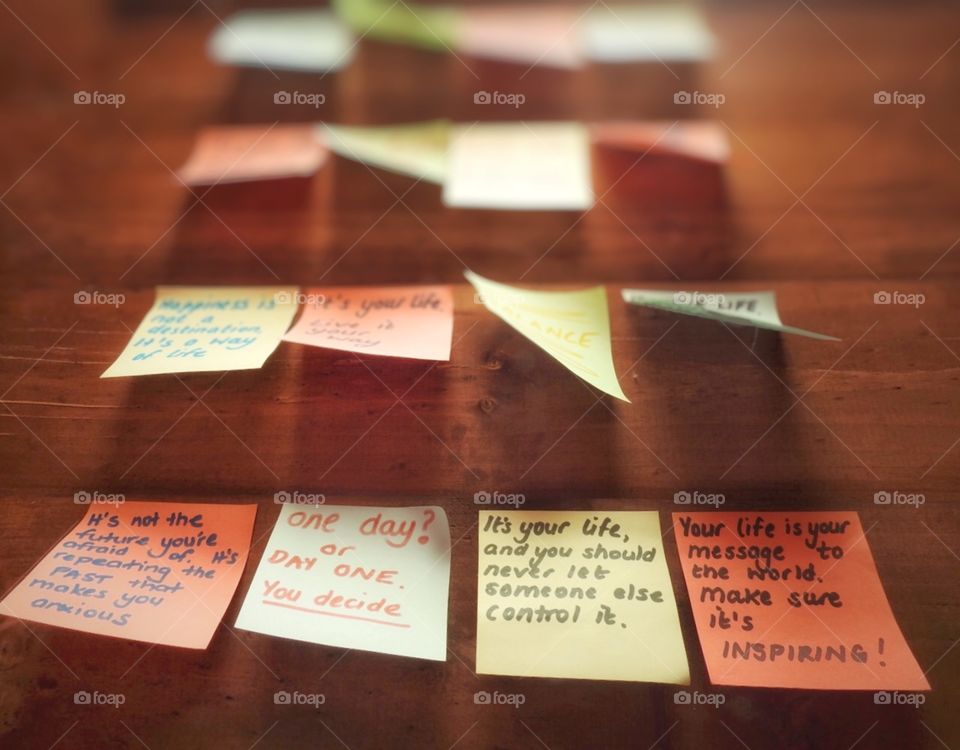 Stick it notes on life
