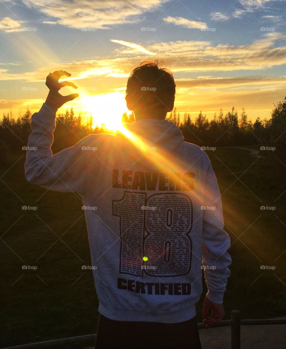 Leavers Hoody 2018 ... catching a sunbeam 