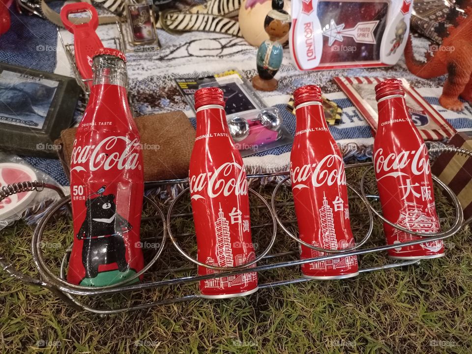 CoCa CoLa Zzzzaaaaaaa....