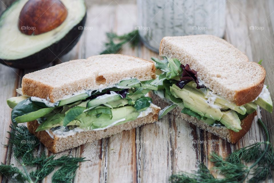 Avocado sandwich 