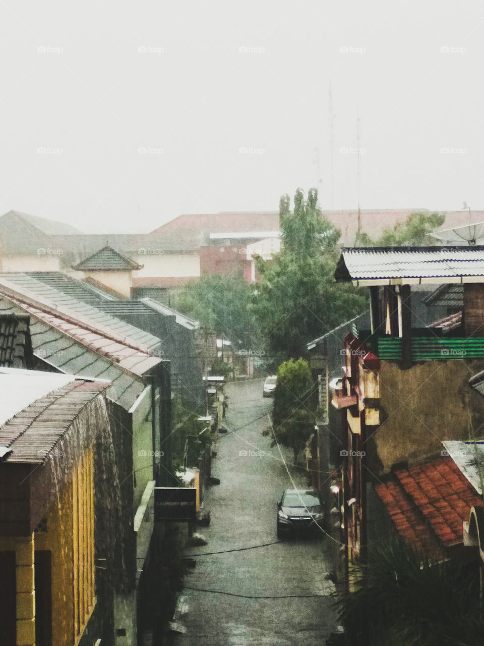 forever rain, rain in the city ⛈️