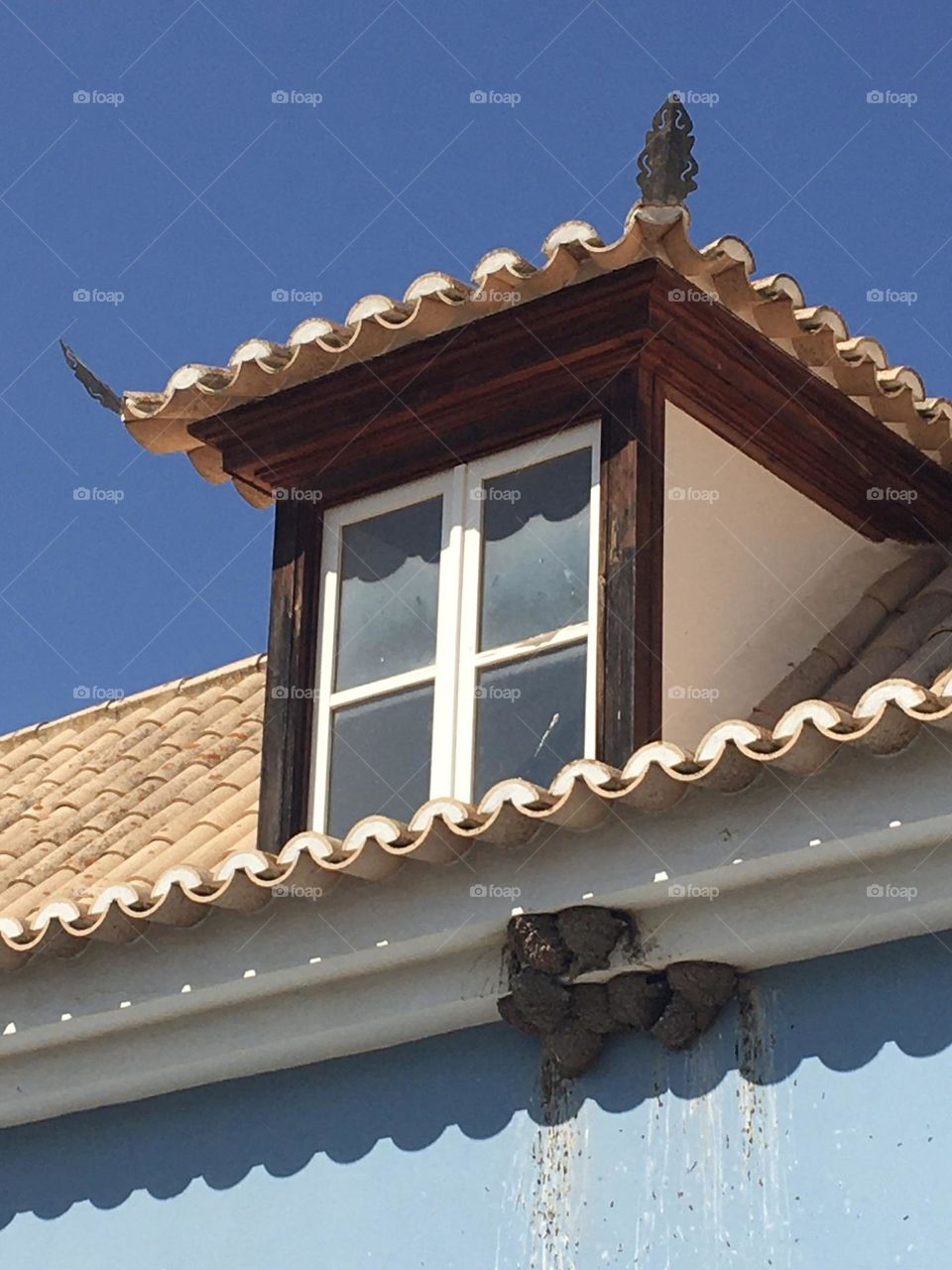 Typical roof window 