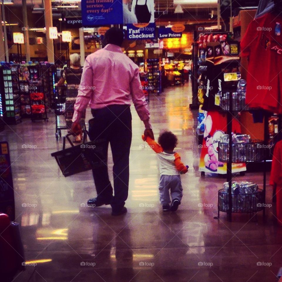 Shopping with Daddy 