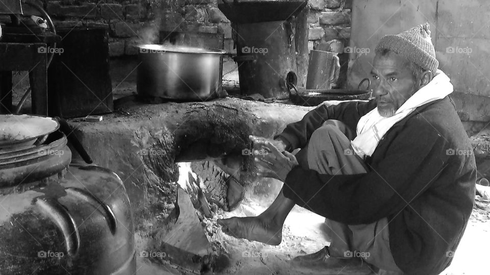 Better get some thick socks today, cause the slippers don’t fit the purpose anymore, love autumn though.