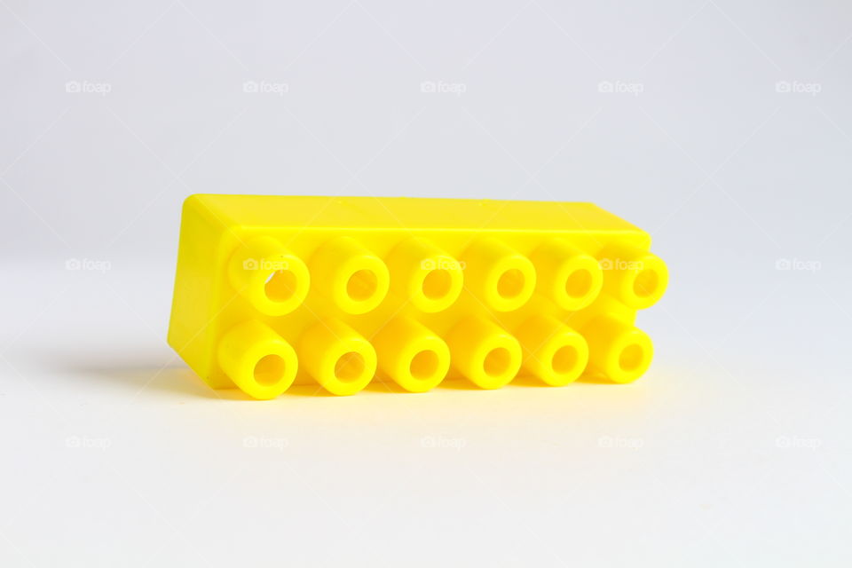 toy brick yellow