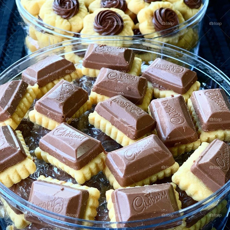 Cadbury and Nutella tarts that’s halal 