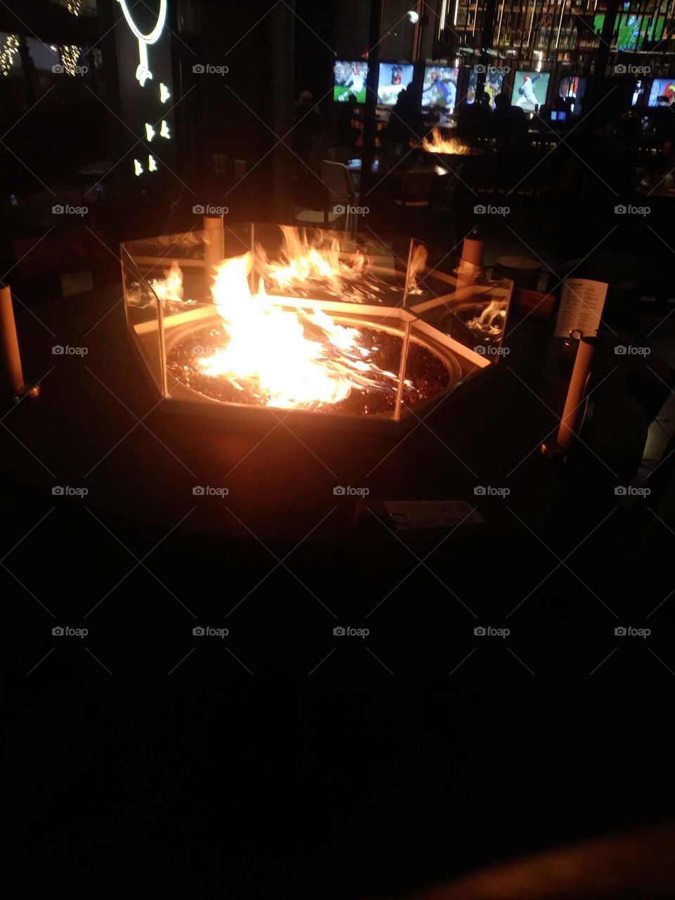 roaring fire pit for a cool crisp night at crab shack century city