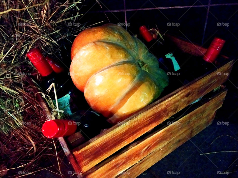 Pumpkin and bottle box