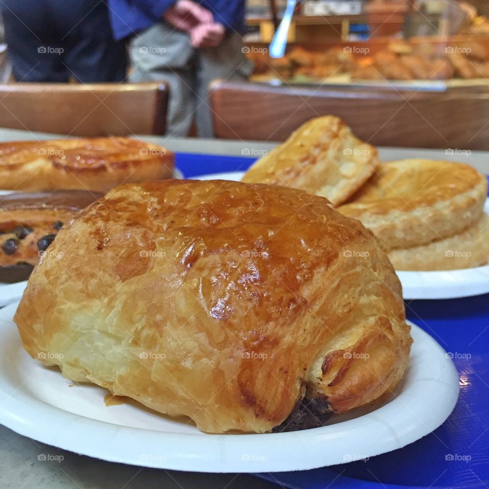 Chocolate croissant 