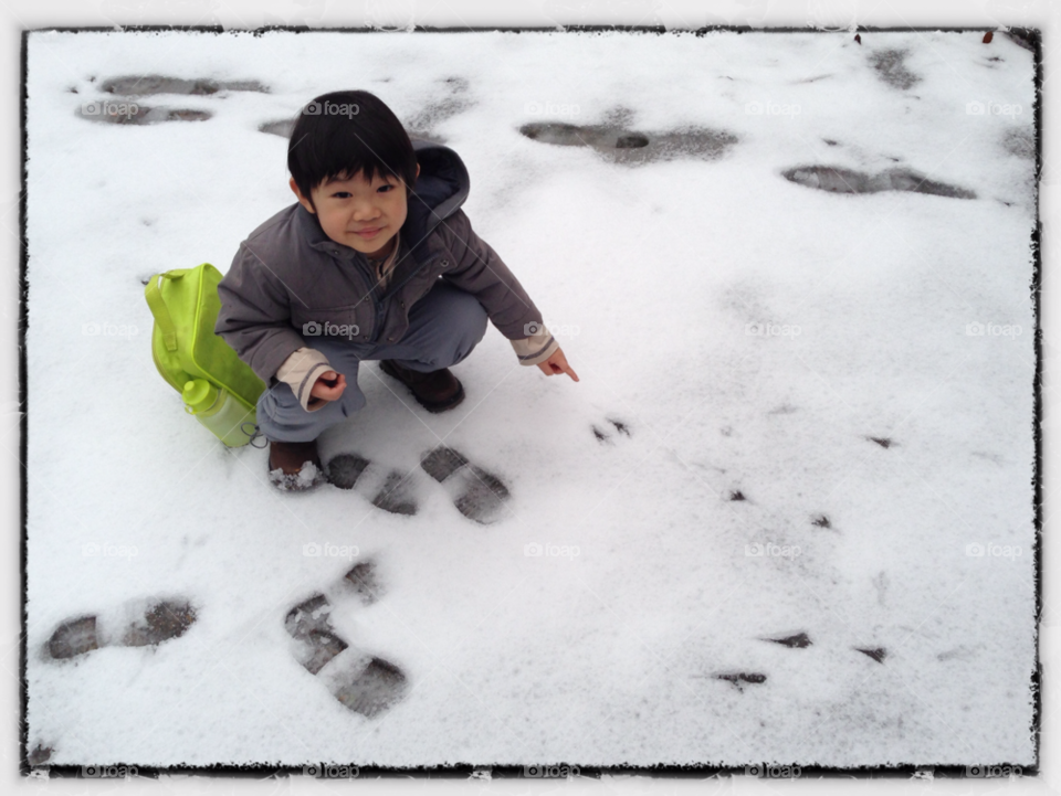 snow winter happy kid by robinseet