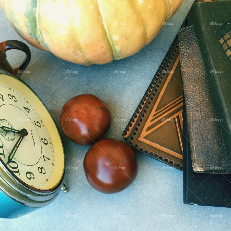 Clock Pumpkin Tomatoes Books