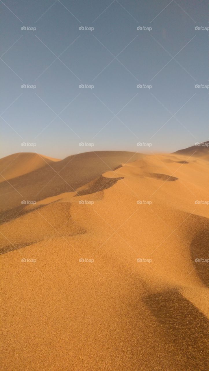 wart ihr schon einmal in der großen weiten wüste? 

have u been there ?