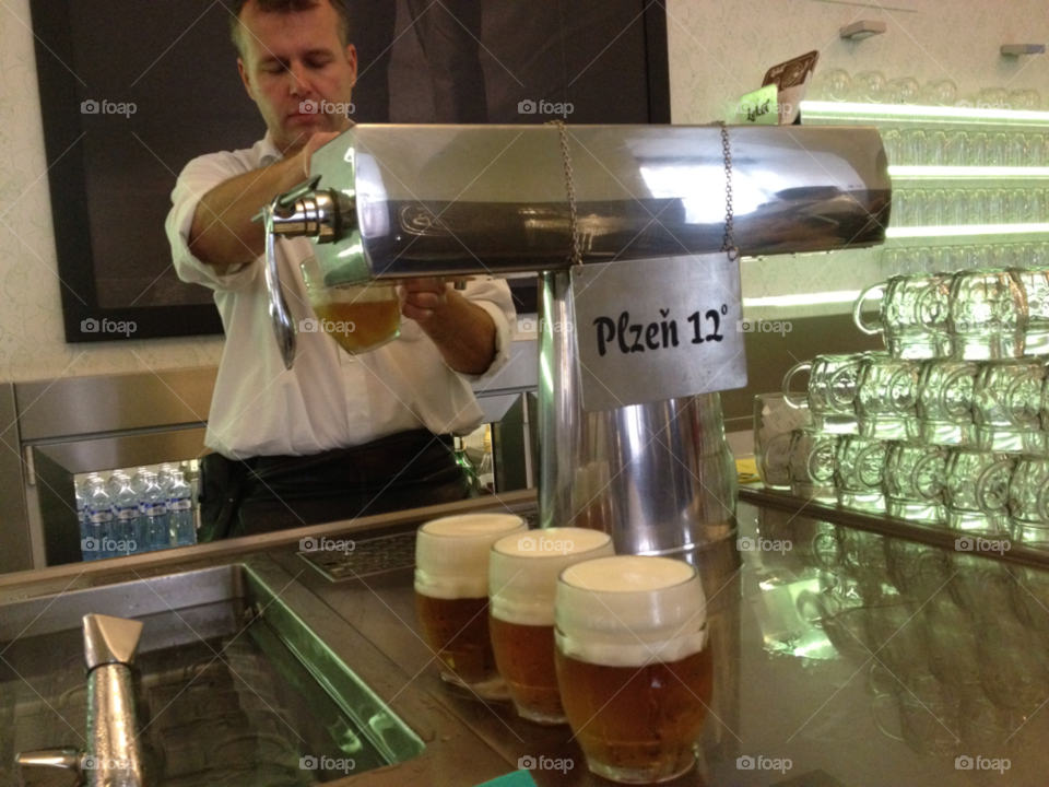prague beer cerveza by dahemo