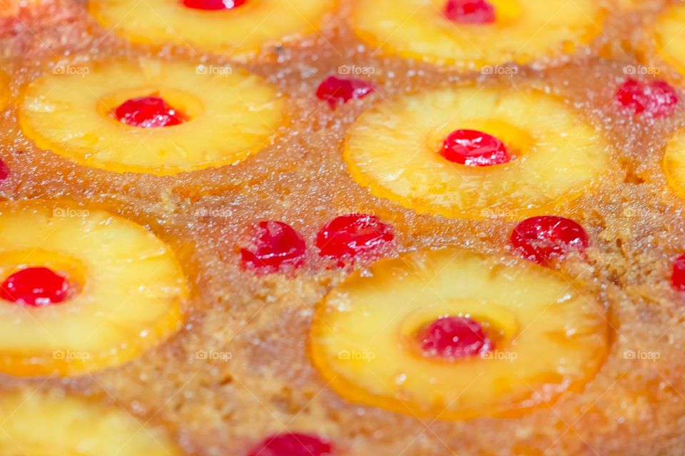 Pineapple upside down cake