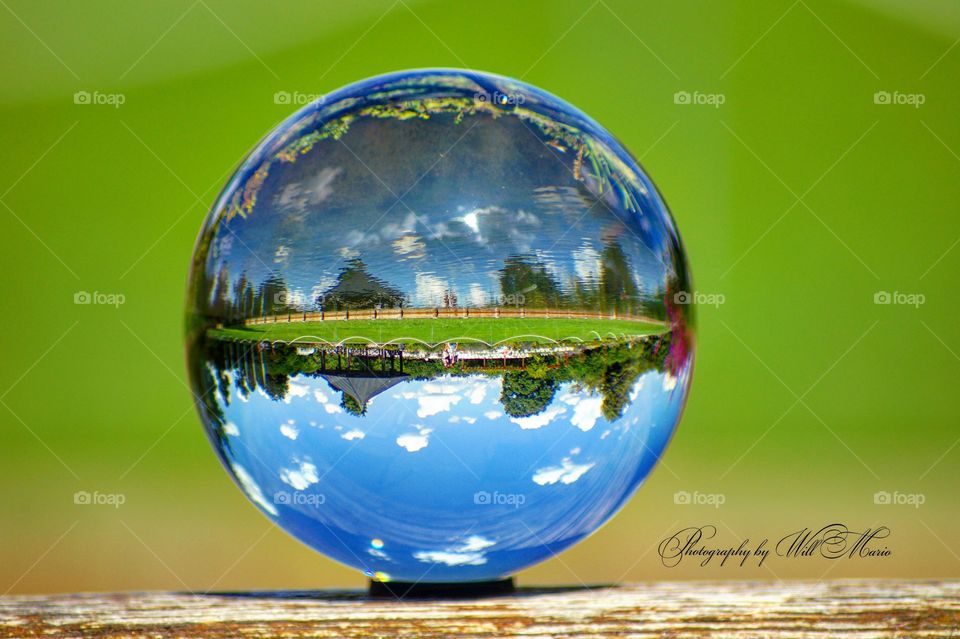 Lensball