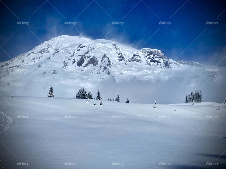Mount Rainier, Blue Sky