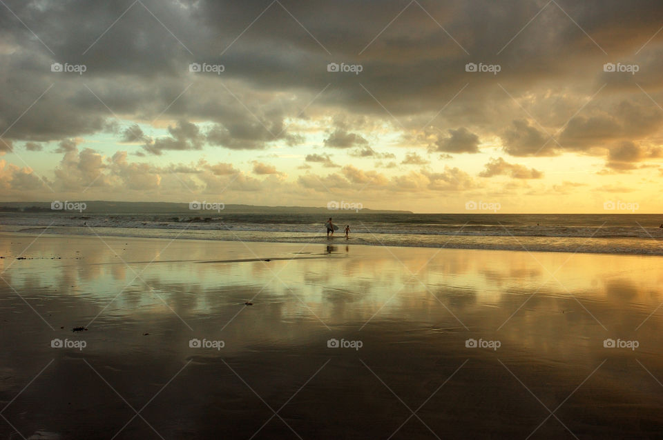 beach lovers