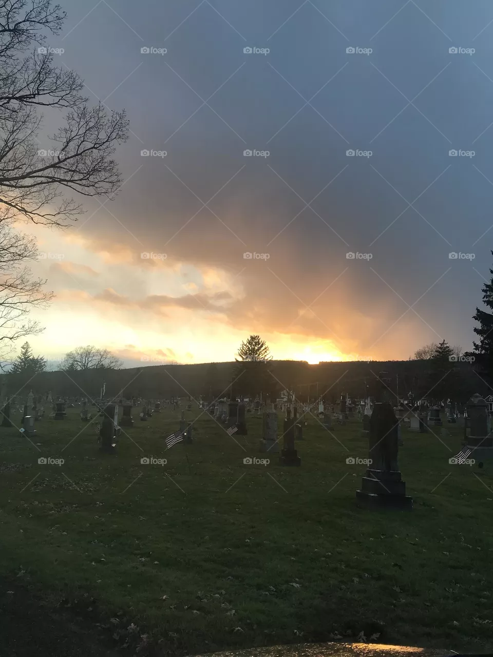 Sun setting 