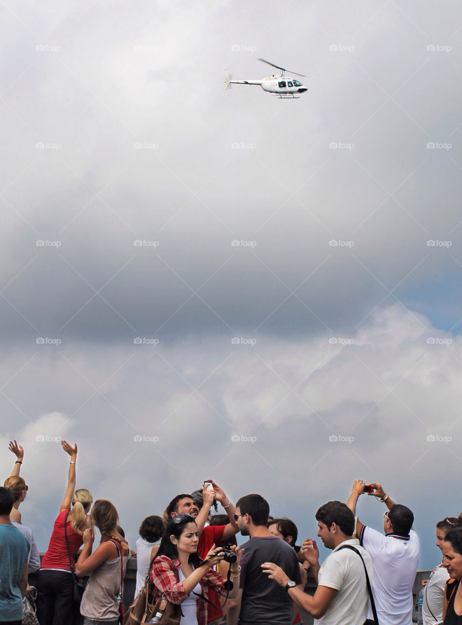 sky people tourist helicopter by liondb1