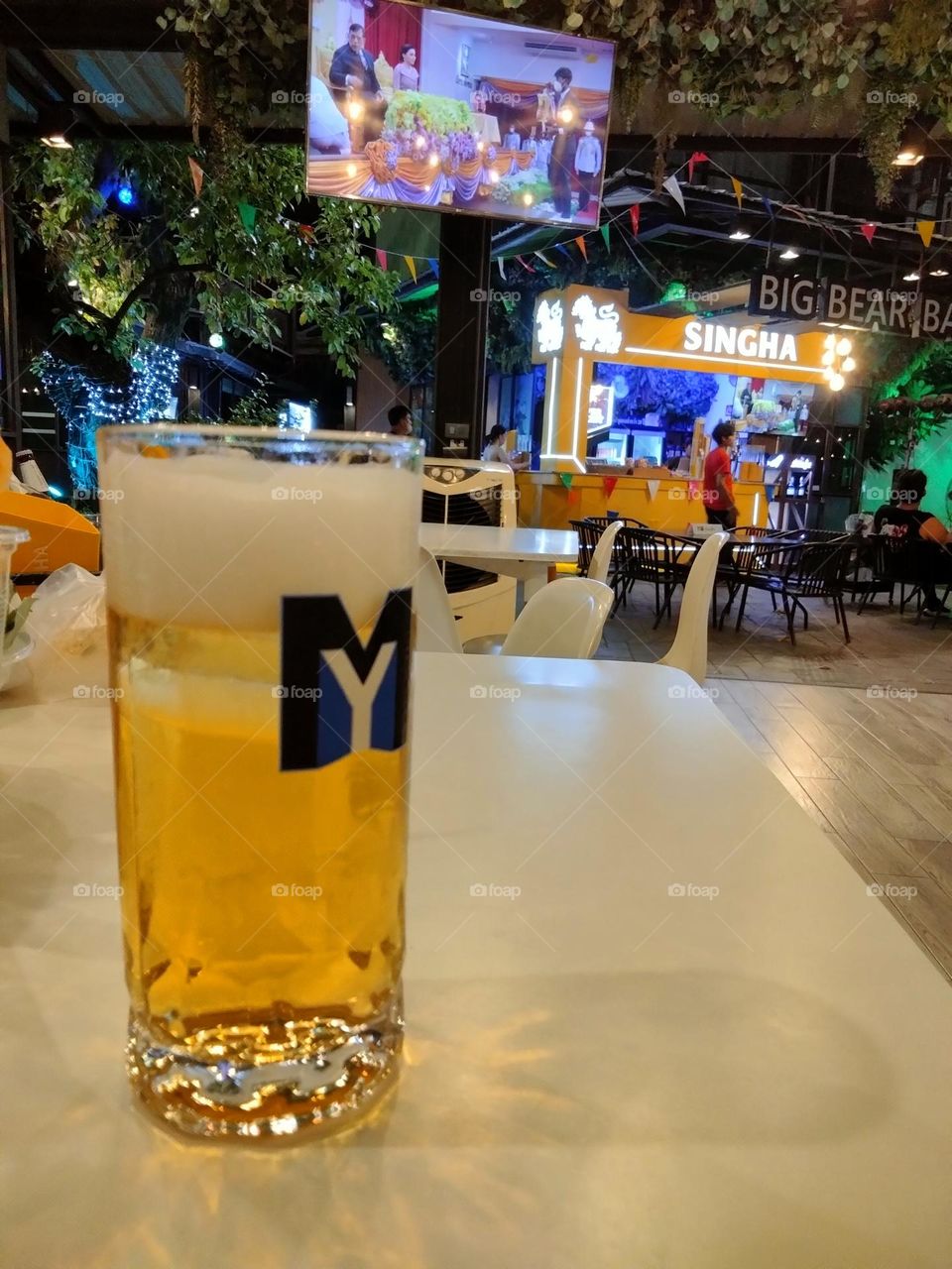 I don't really like drinking beer.