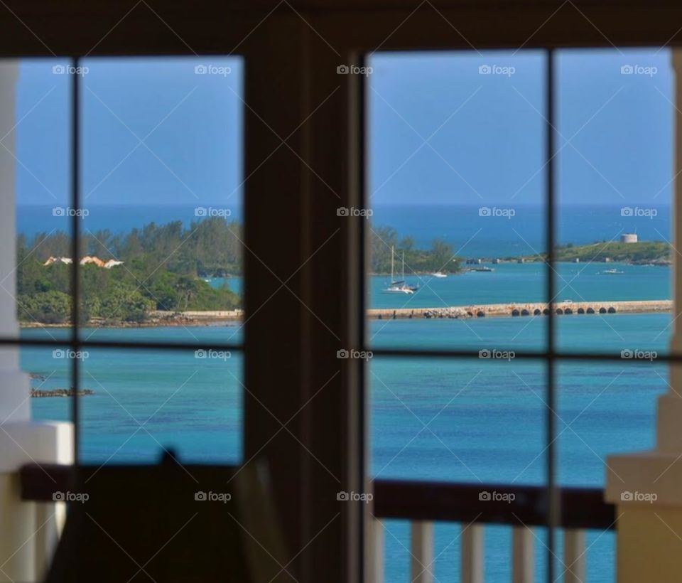 Bermuda Window