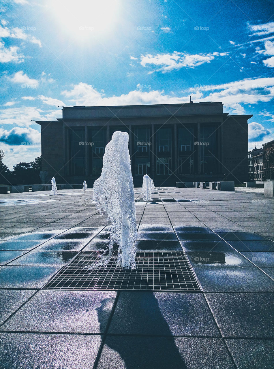 Square with water games