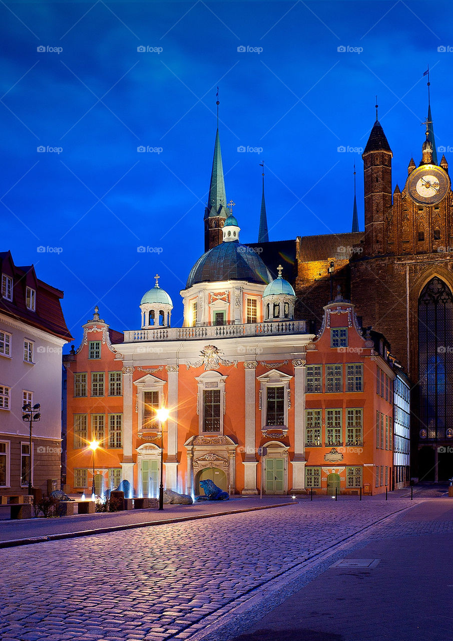 night poland architecture monument by kozjar