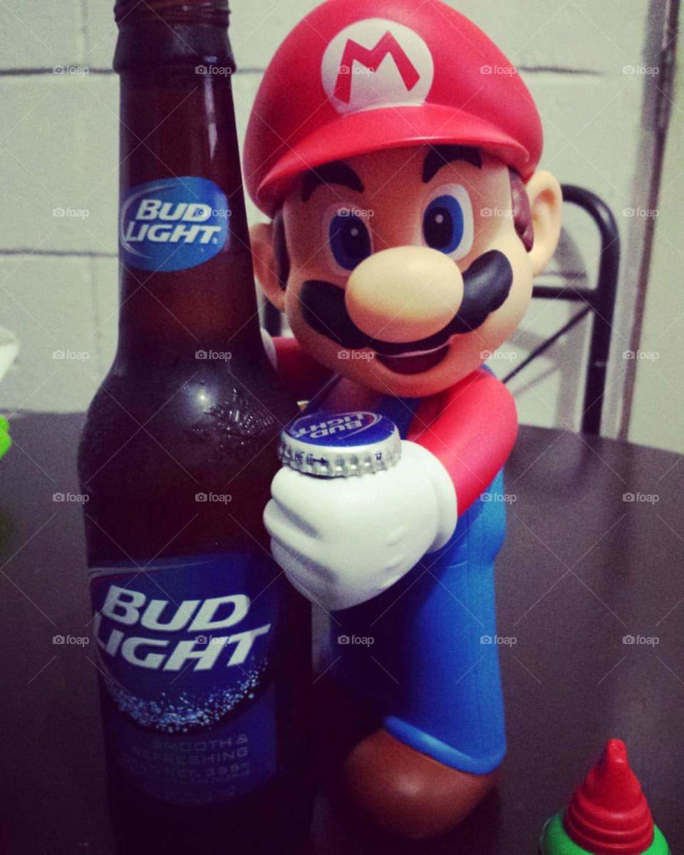 Salud dice el Mario.