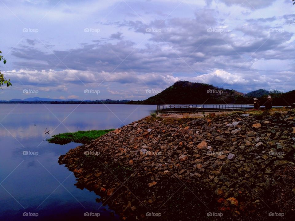 Sri Lanka mahiyanganaya sorabora lake